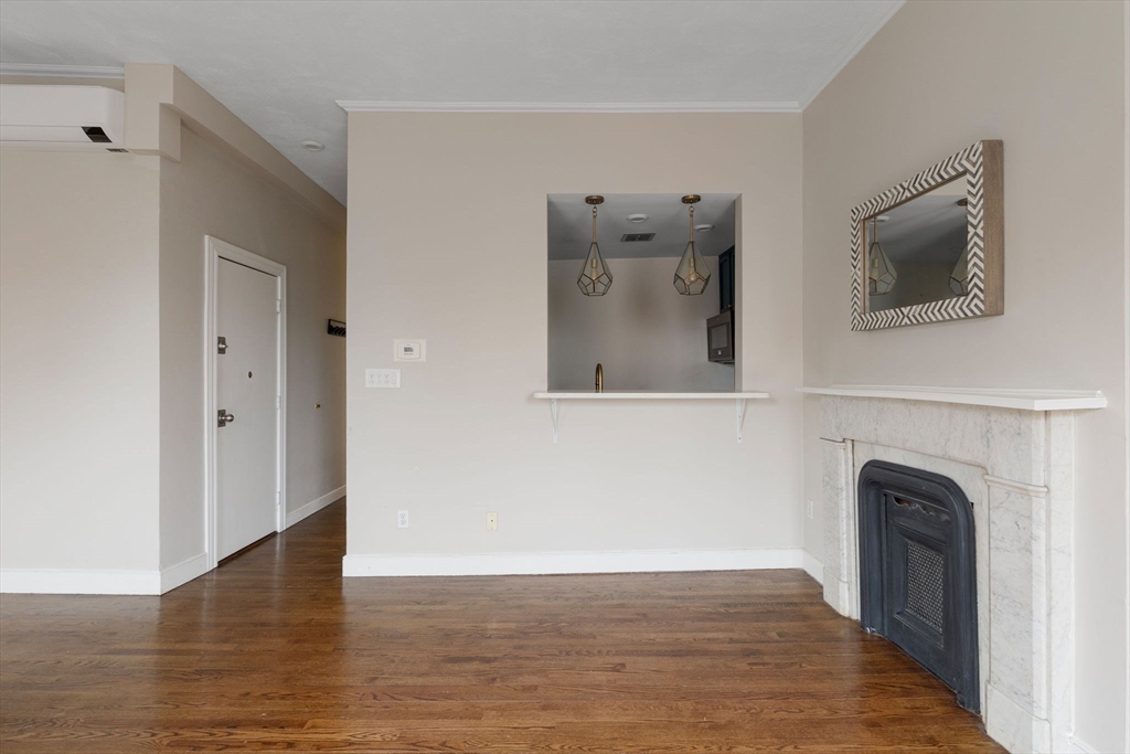 204 W Brookline St # 4
