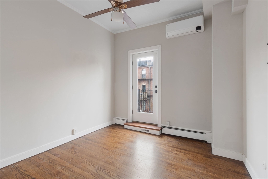 204 W Brookline St # 4