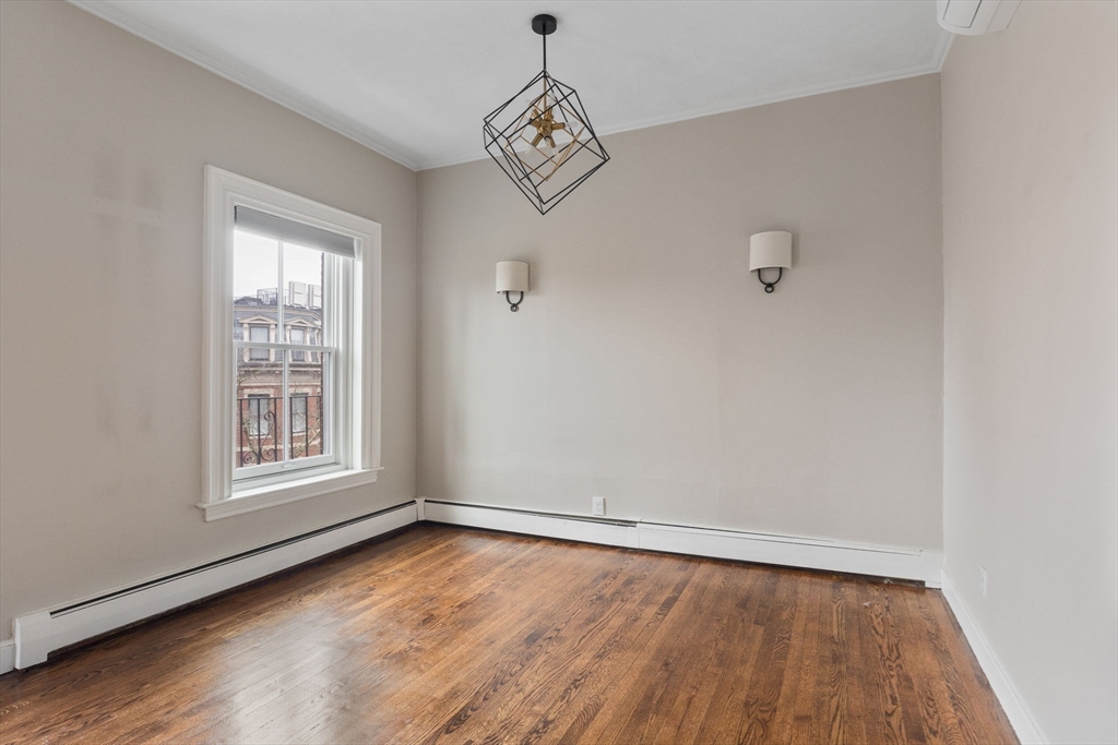 204 W Brookline St # 4