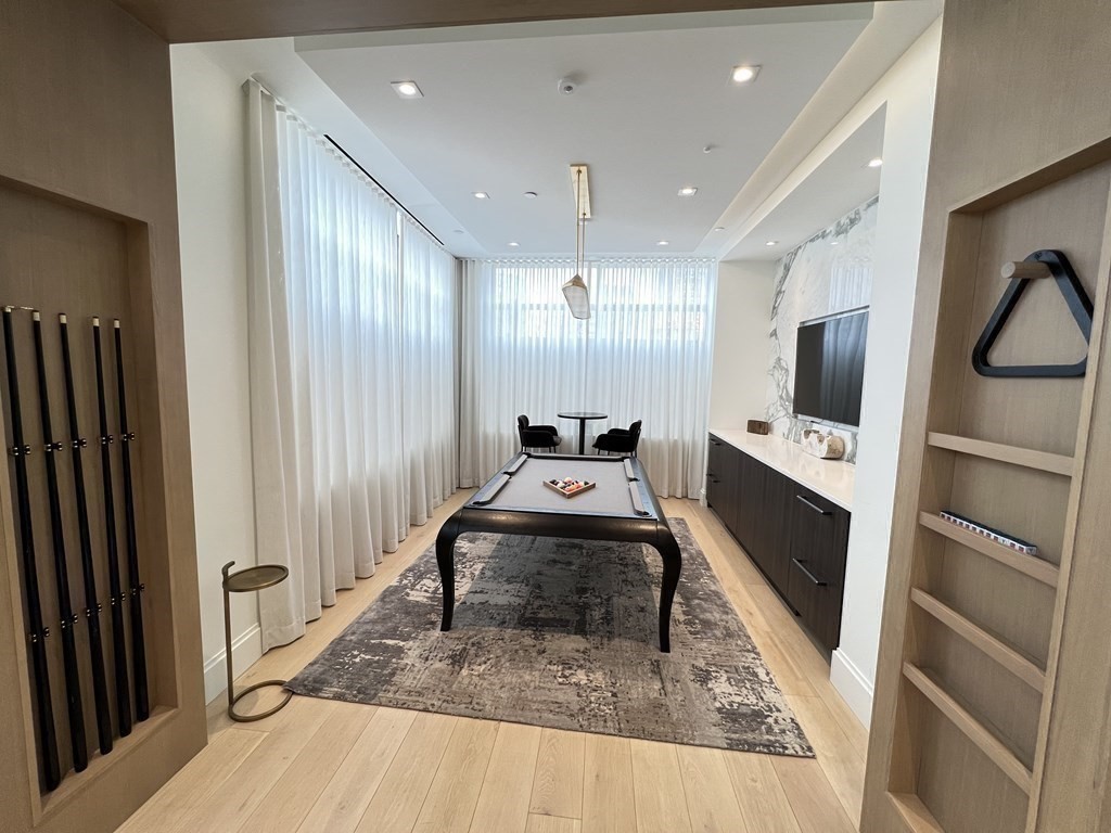 100 Shawmut Ave. # 812