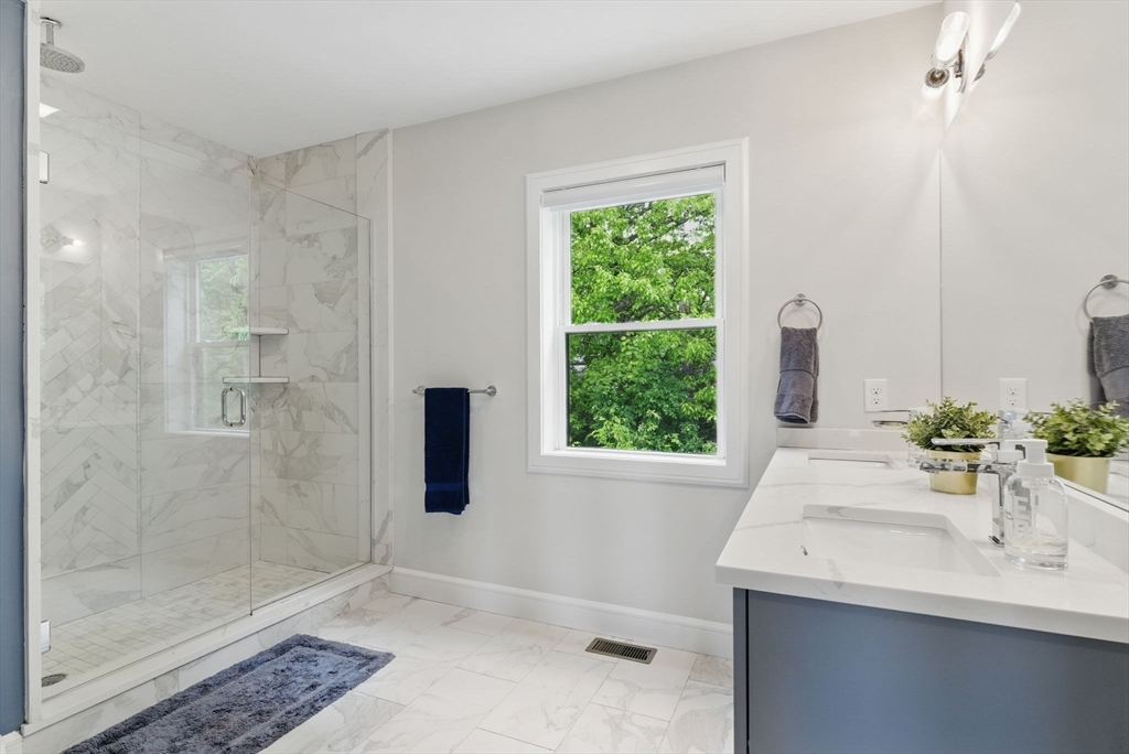54-58 Robey St # 54