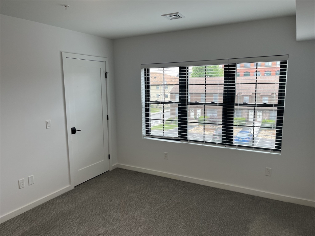 194 Rumford Avenue # 7