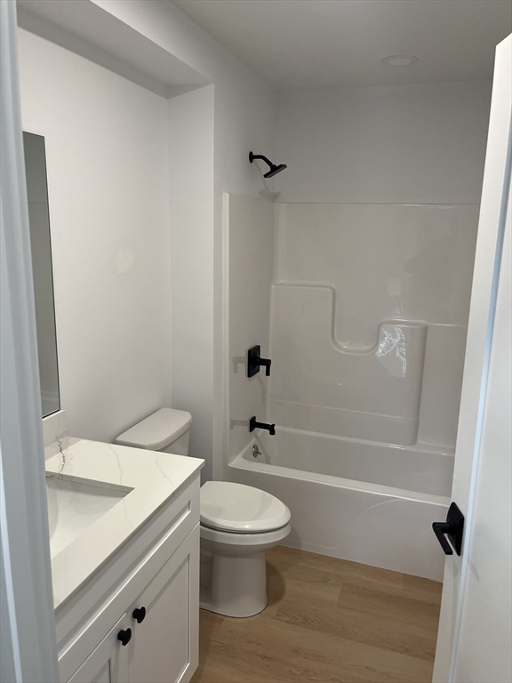 194 Rumford Avenue # 7