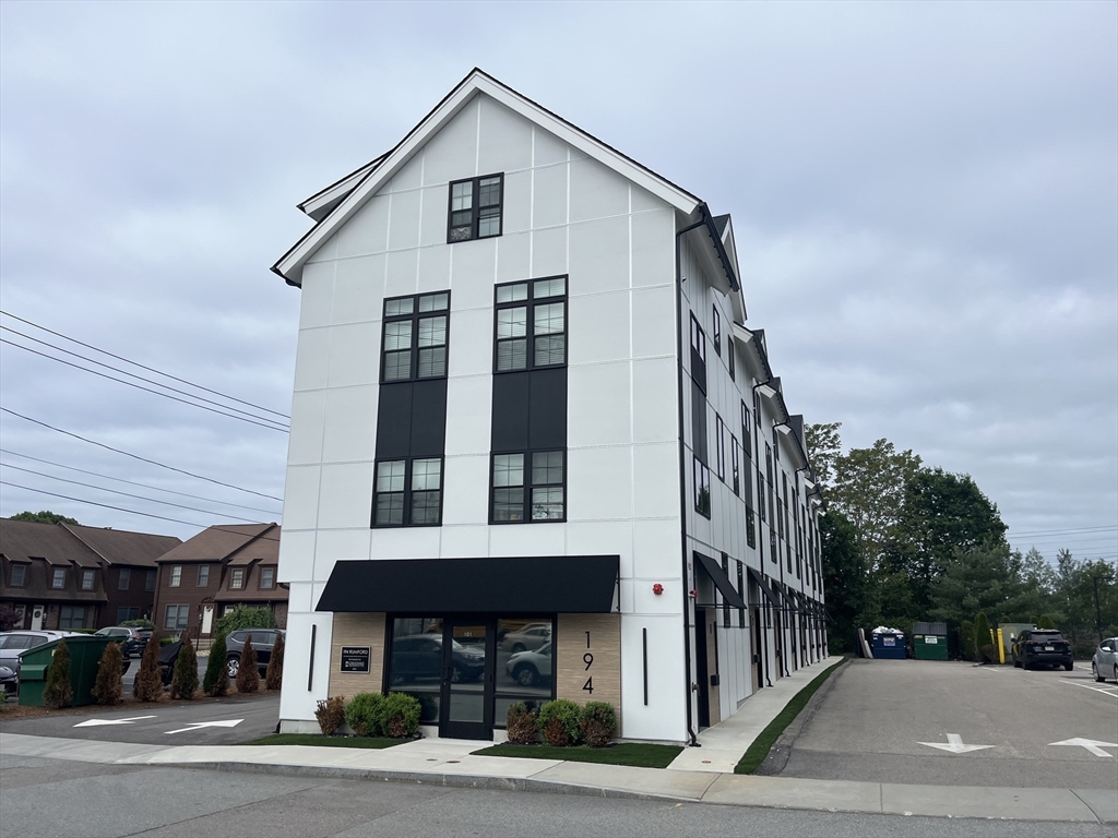 194 Rumford Avenue # 7
