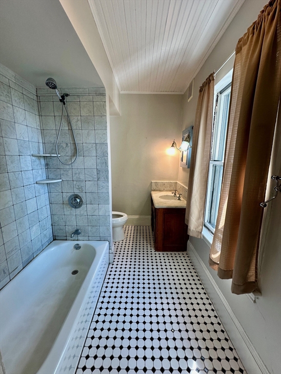 984 Chestnut Street # 2