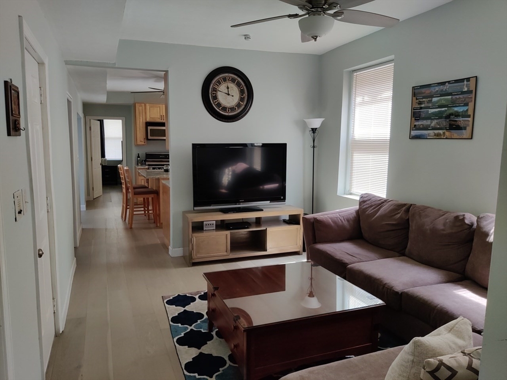 164 Gove St # 3
