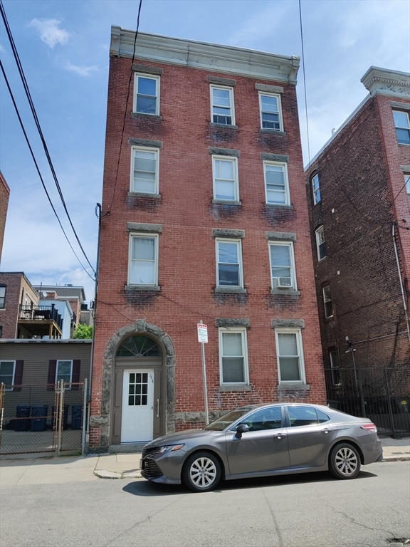 164 Gove St # 3