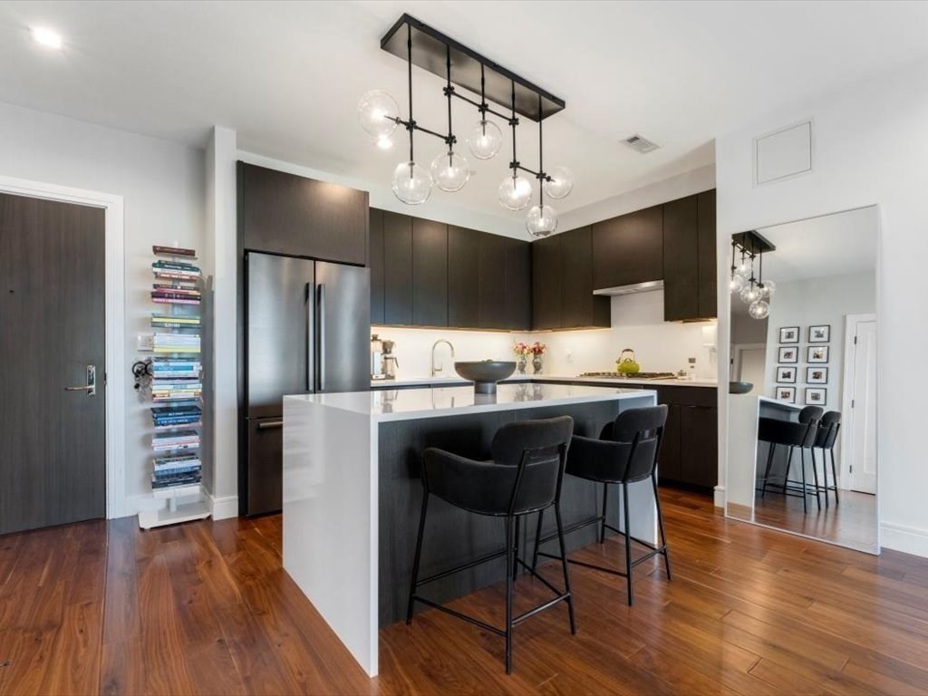99 Sumner St # 321
