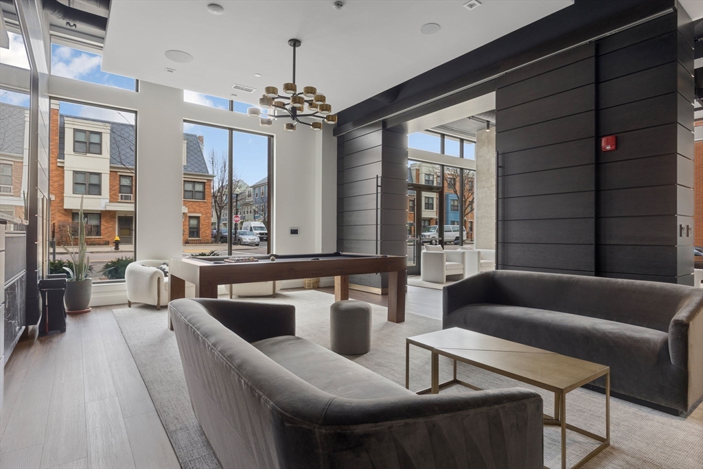 99 Sumner St # 321