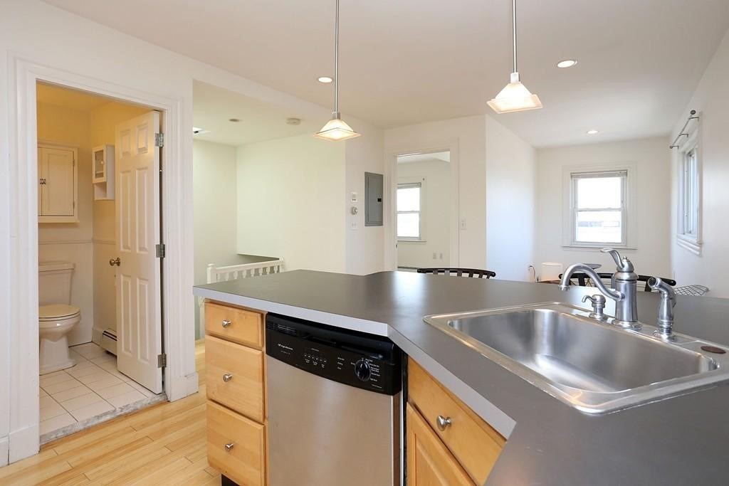 11 Bell Ct # 3