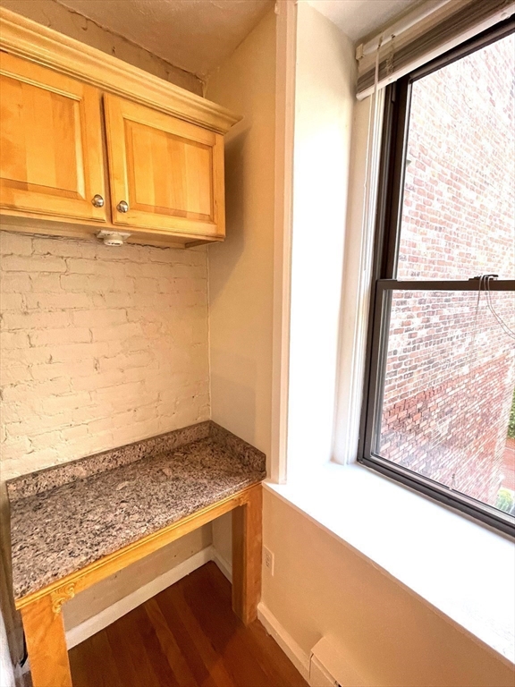 115 St Botolph St # 7