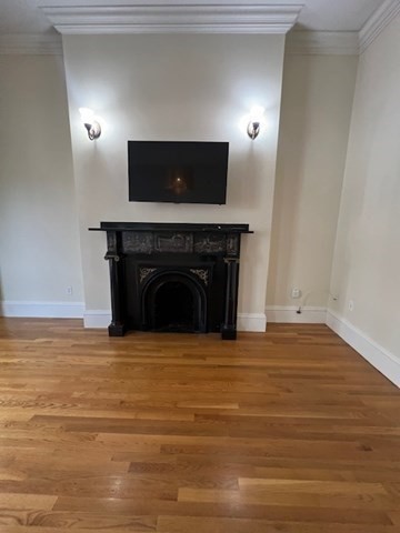 29 Bowdoin St # 2