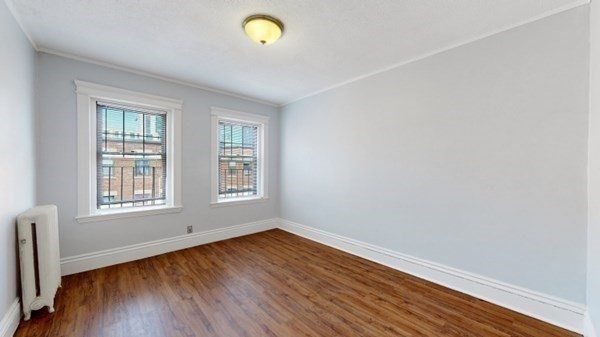 35 Queensberry Street # 20