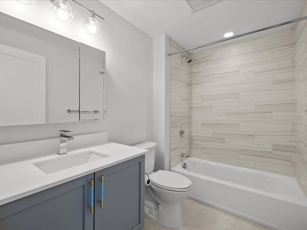 50 Hichborn Street # 506