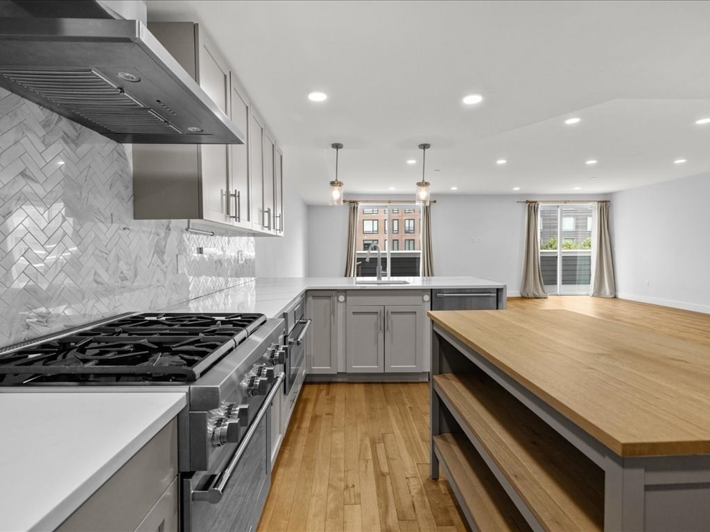 50 Hichborn Street # 506