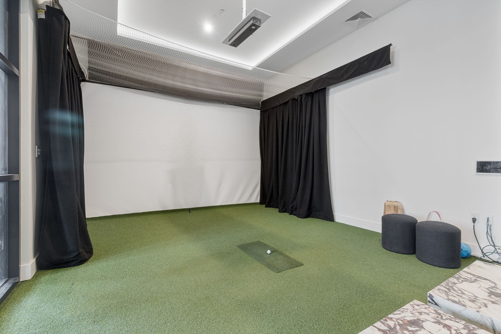 99 Sumner # 321