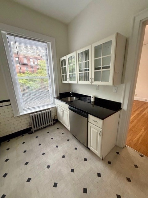 229 Newbury St # 2F