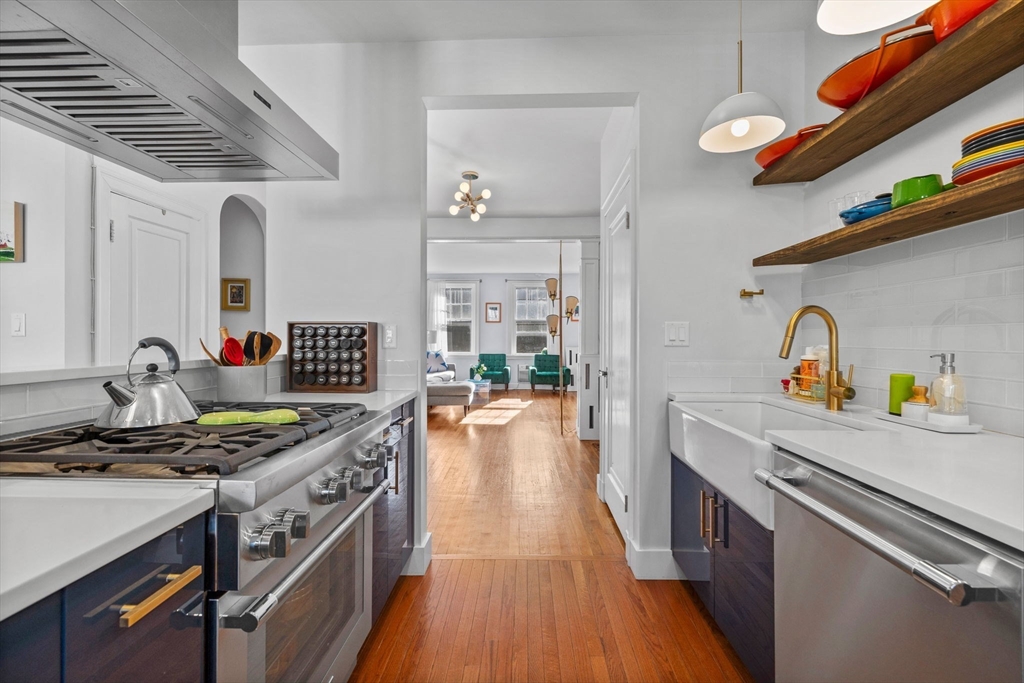 325 Tappan Street # 4