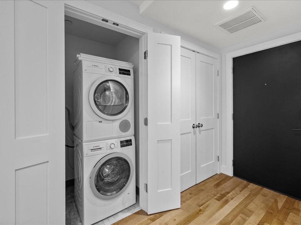 50 Hichborn St # 506, Boston Unit: 506