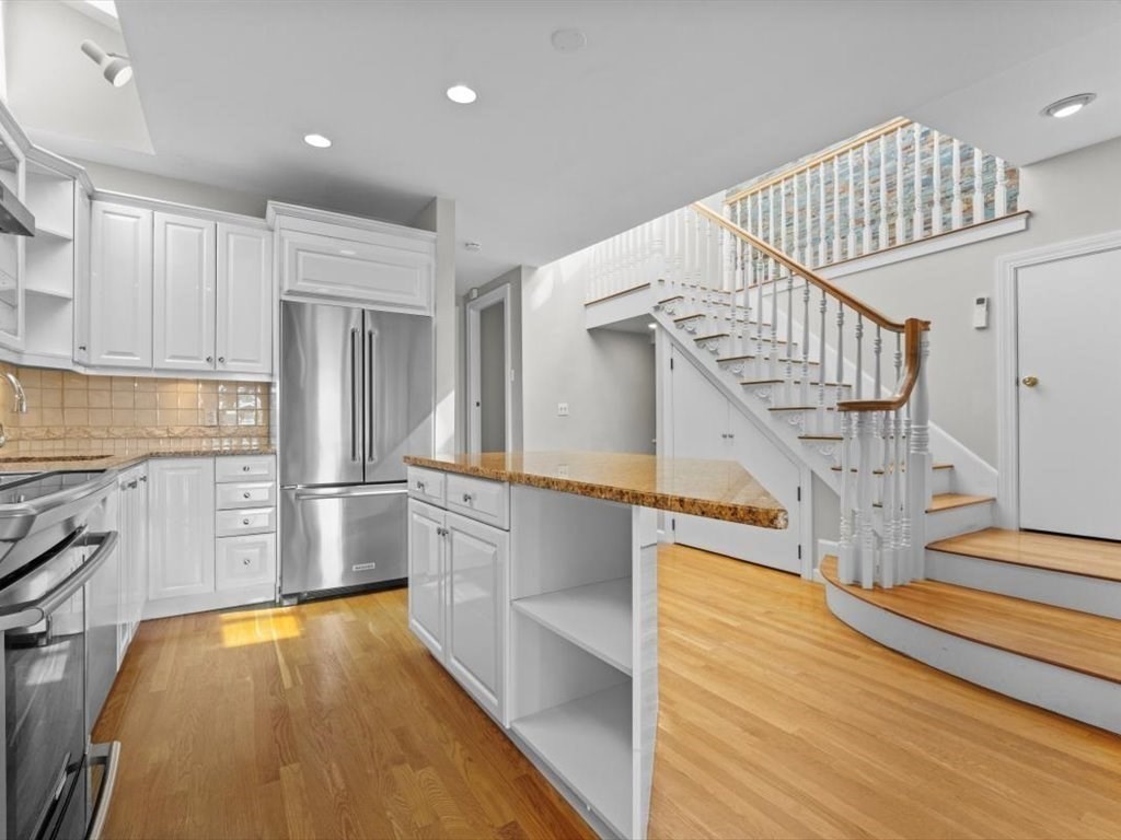 458 Beacon St # 6, Boston Unit: 6