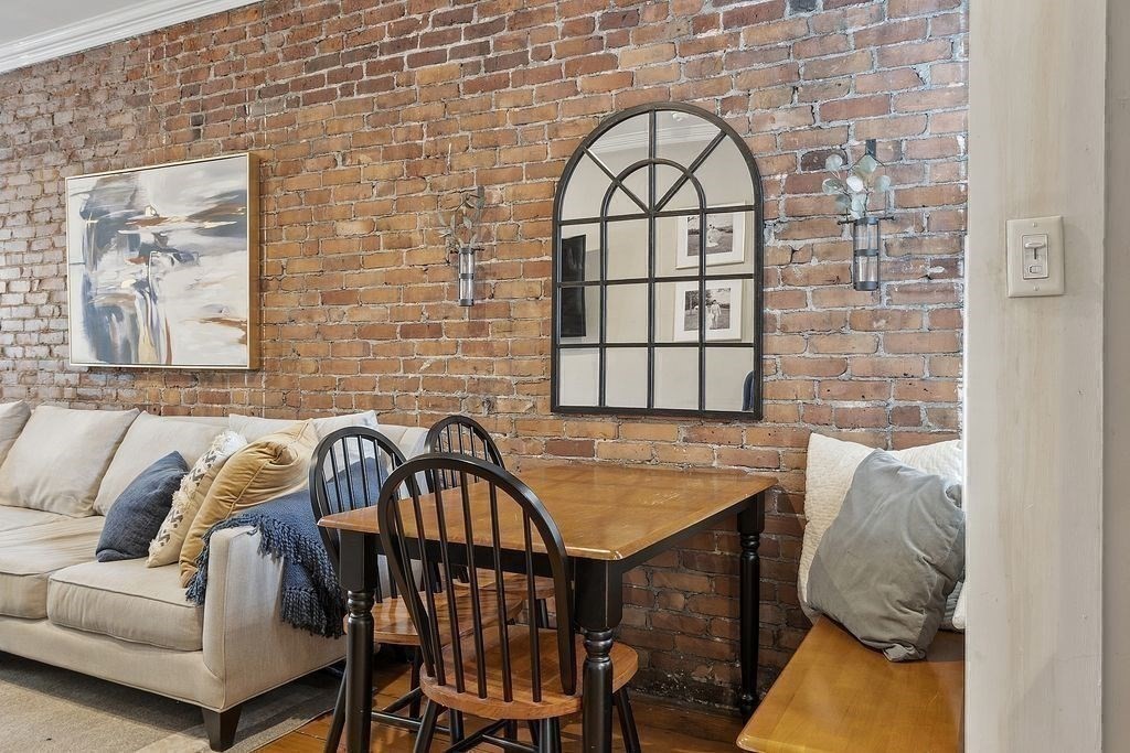 192 W 5th Street # 1