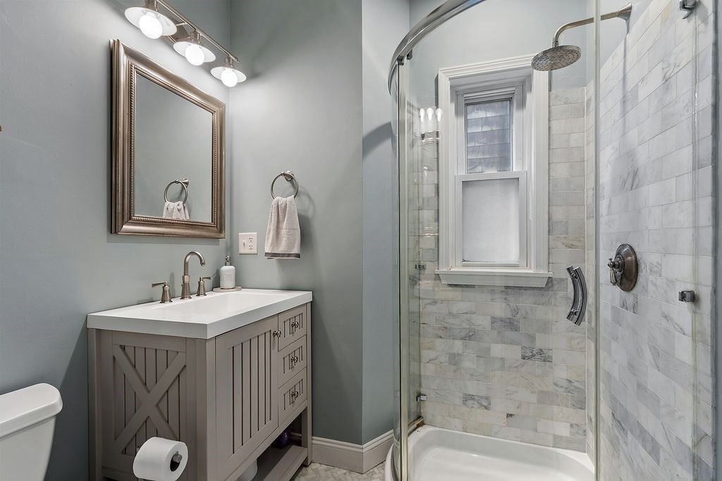 192 W 5th Street # 1