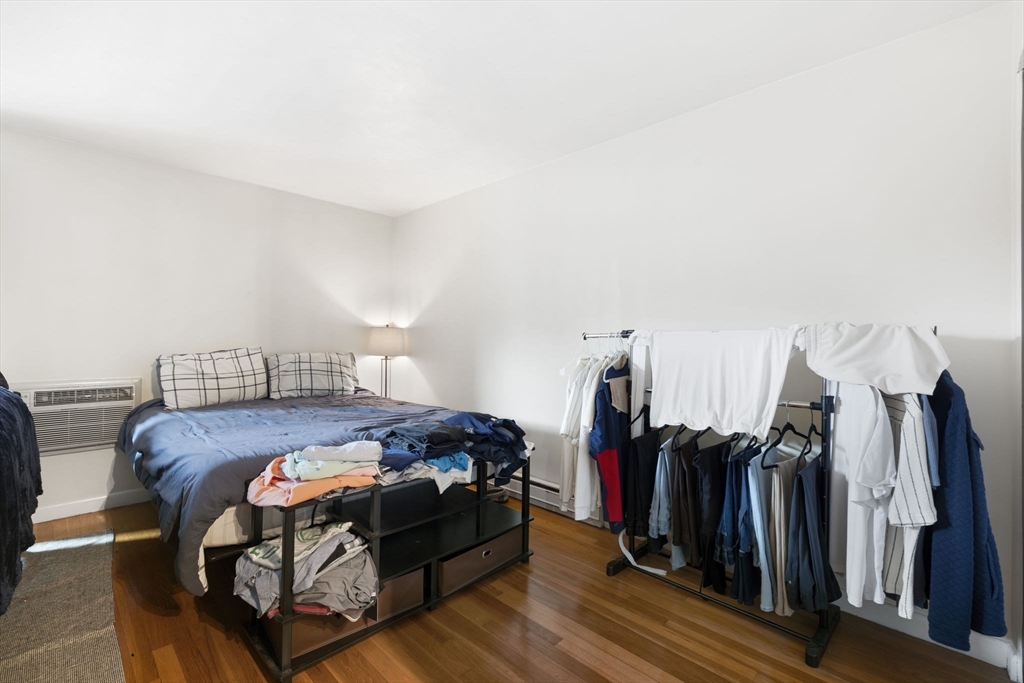 39 Englewood Ave # 17