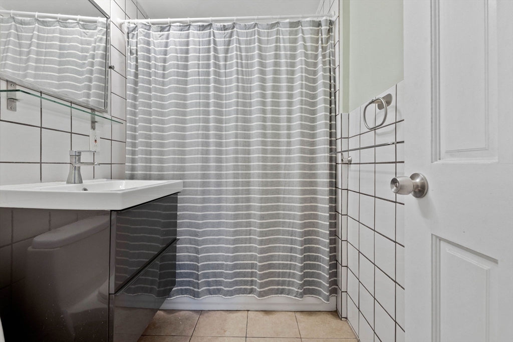 39 Englewood Ave # 17