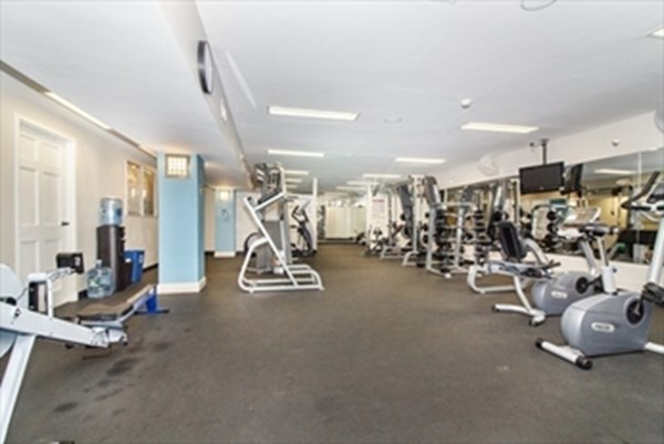 20 Chapel St # C1007