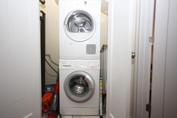 20 Chapel St # C1007