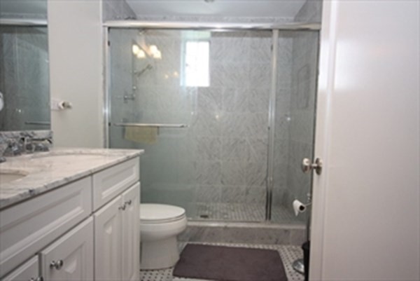 20 Chapel St # C1007