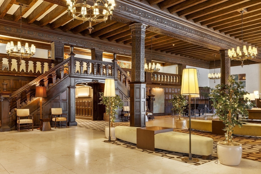 20 Chapel St # B1005