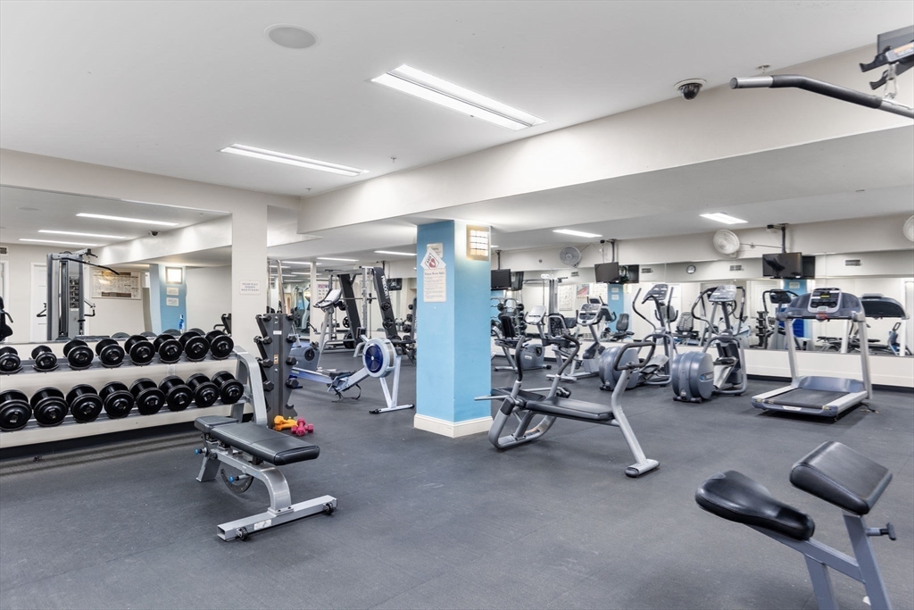 20 Chapel St # B1005