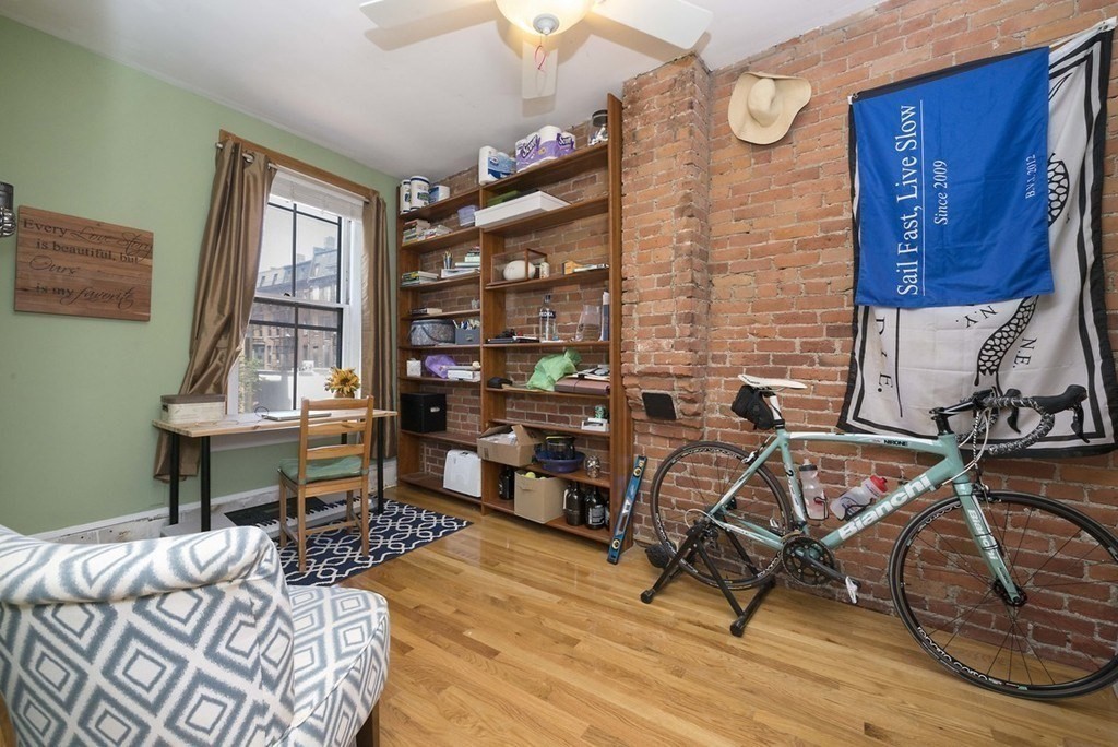 592 Columbus Ave # 3