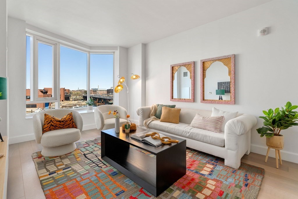 100 Lovejoy Wharf # 5H