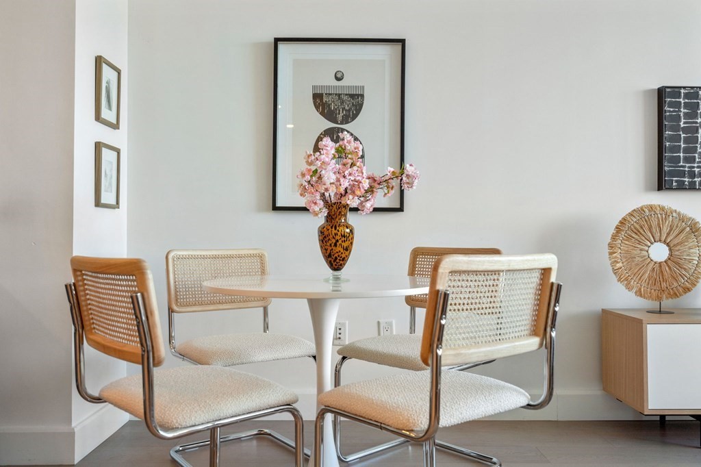 100 Lovejoy Wharf # 5H