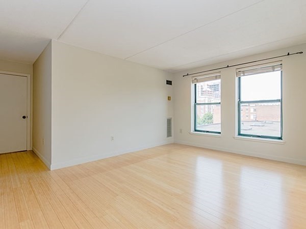 108 Peterborough Street # 5E