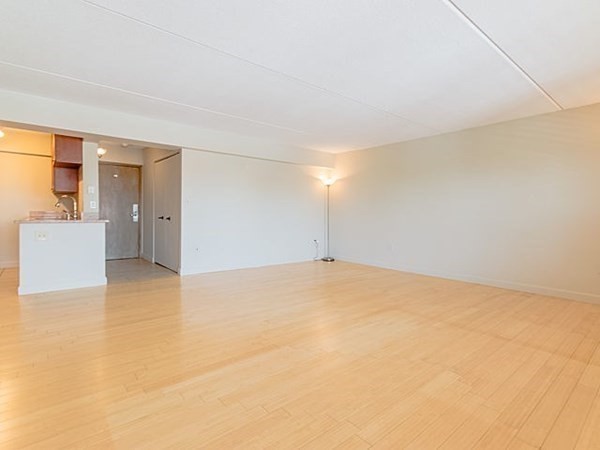 108 Peterborough Street # 5E