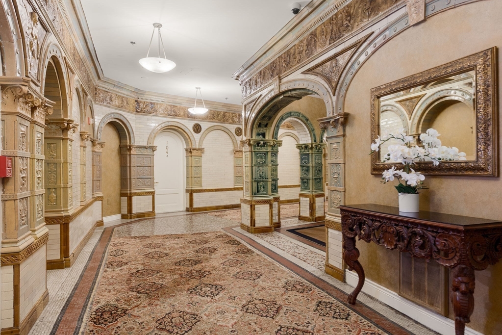 4 Charlesgate E # 106