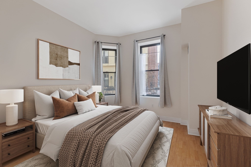 4 Charlesgate E # 106