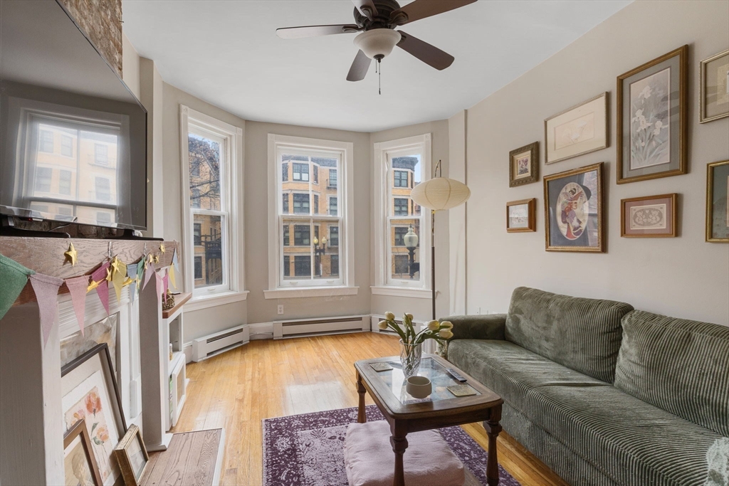 592 Columbus Ave # 3