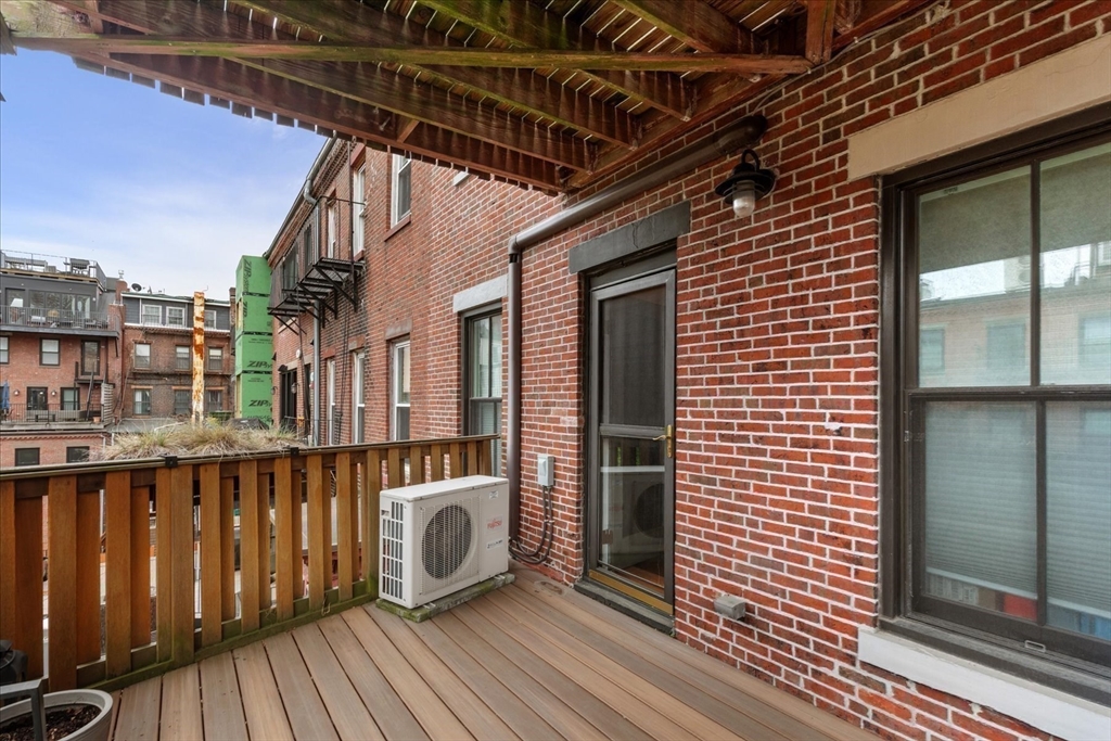 93 Pembroke St # 2