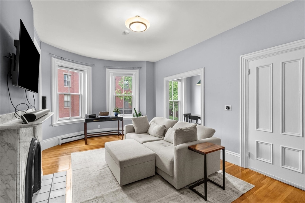 93 Pembroke St # 2