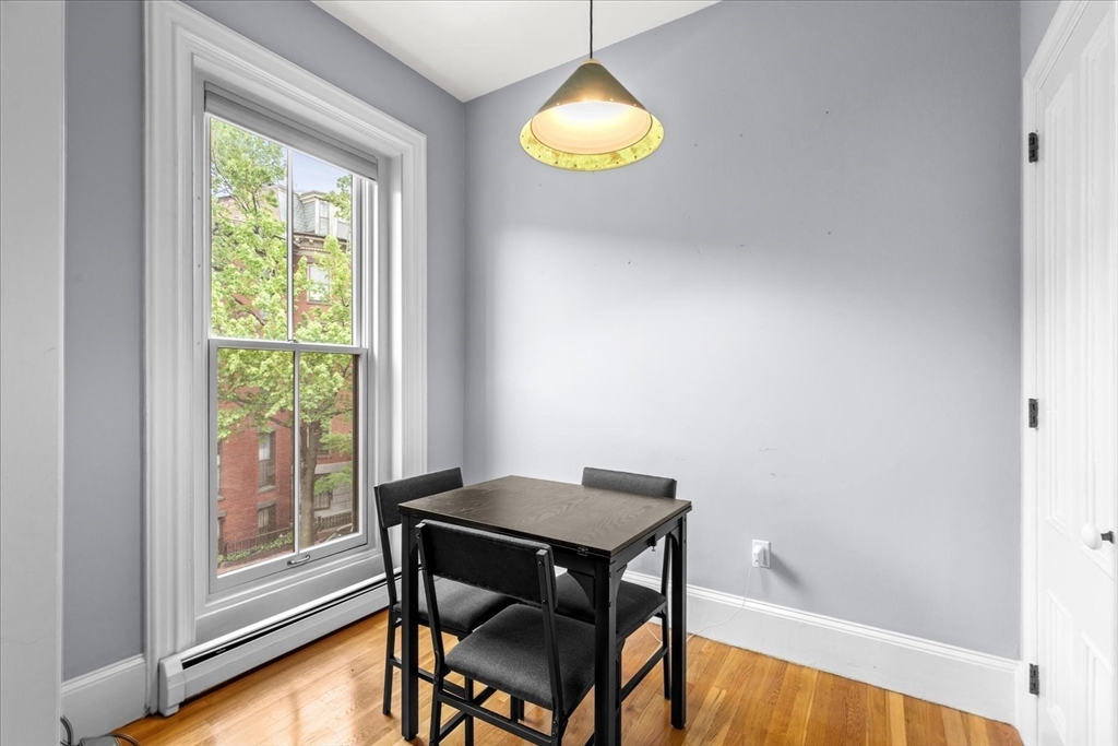 93 Pembroke St # 2