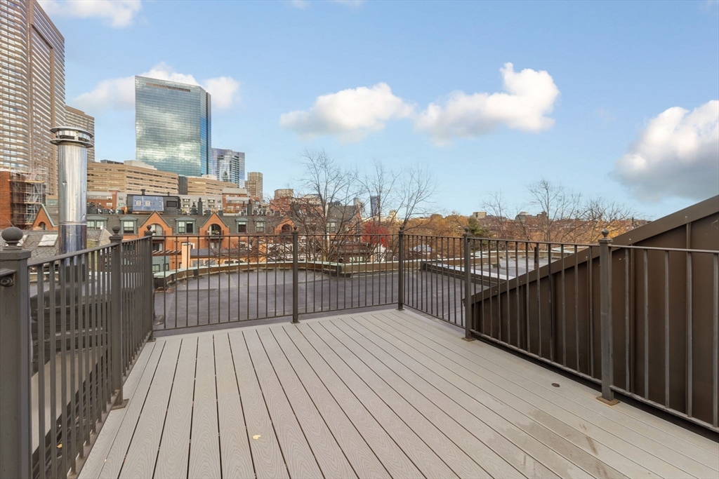 17 Follen St # 4