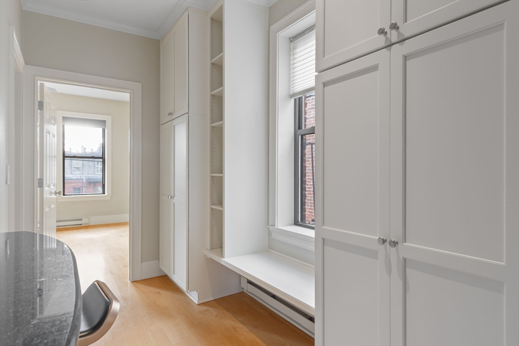 17 Follen St # 4