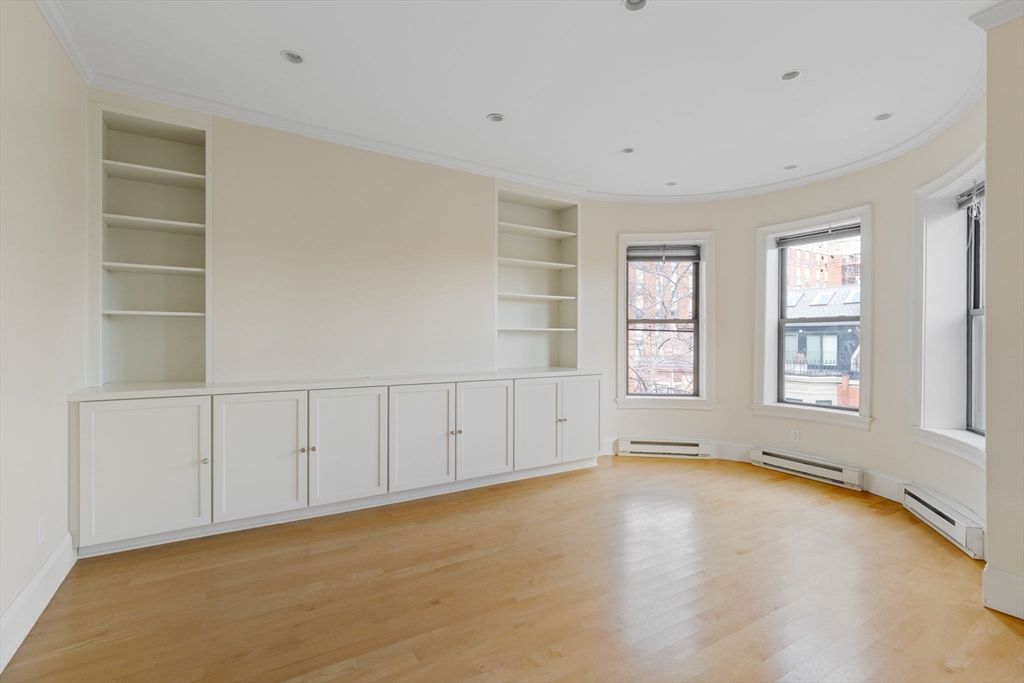 17 Follen St # 4