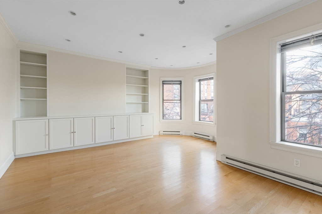 17 Follen St # 4