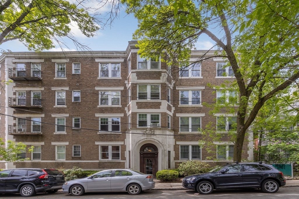 78 Kilsyth Road # 1
