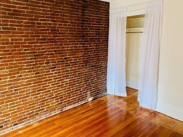 16 Hancock St # 4R